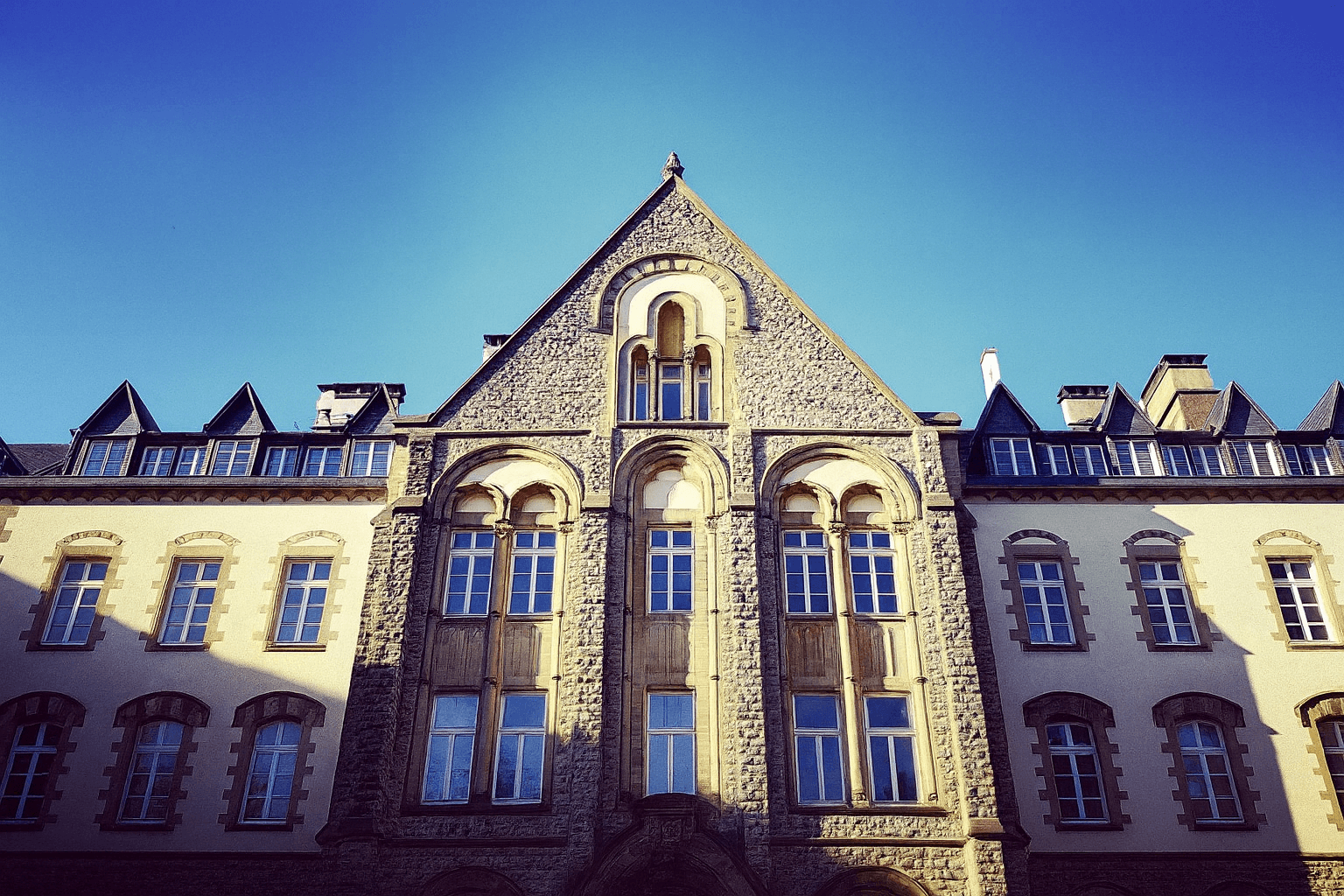 Université, enseignement supérieur et aides financières